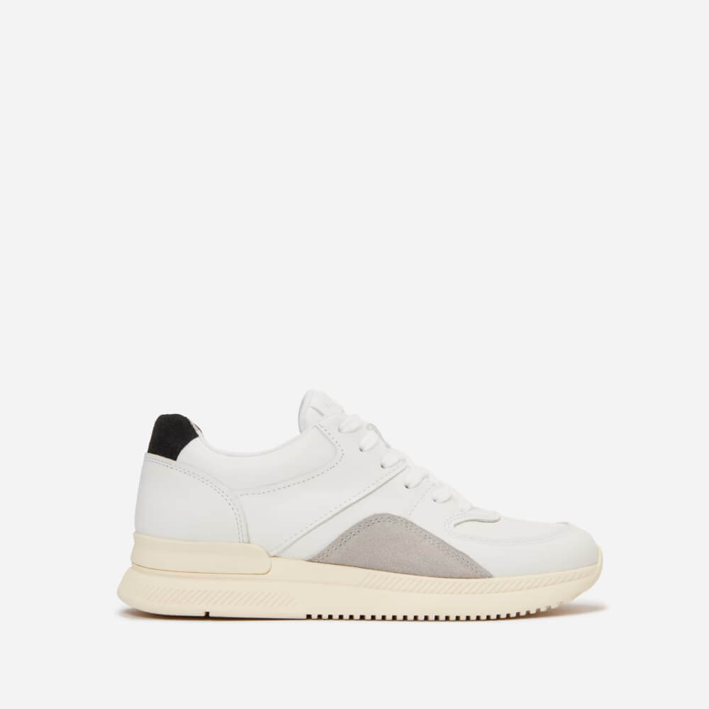 Boat neck shoes